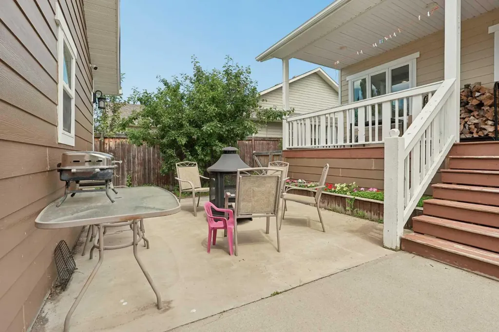 168 Heritage Road S Magrath AB T0K 1J0