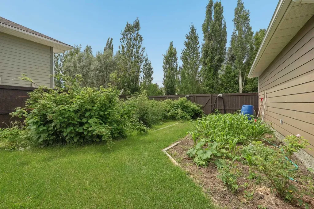 168 Heritage Road S Magrath AB T0K 1J0