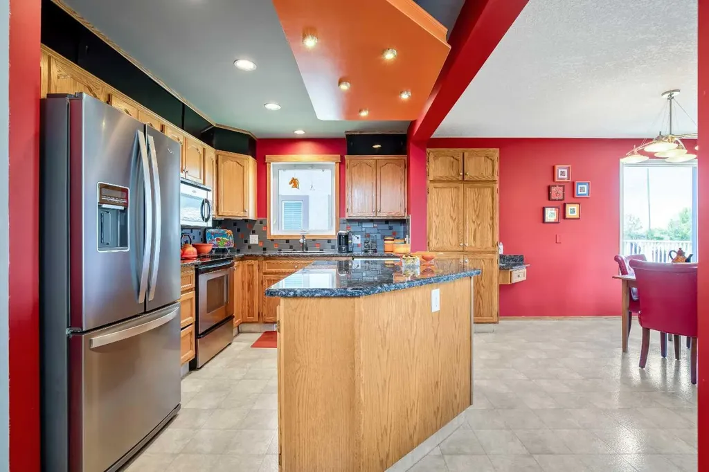 1120 High Country Drive NW High River AB T1V 1E2