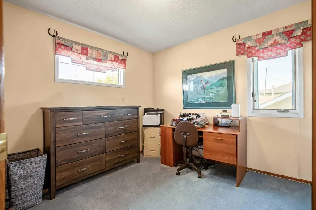 1120 High Country Drive NW High River AB T1V 1E2