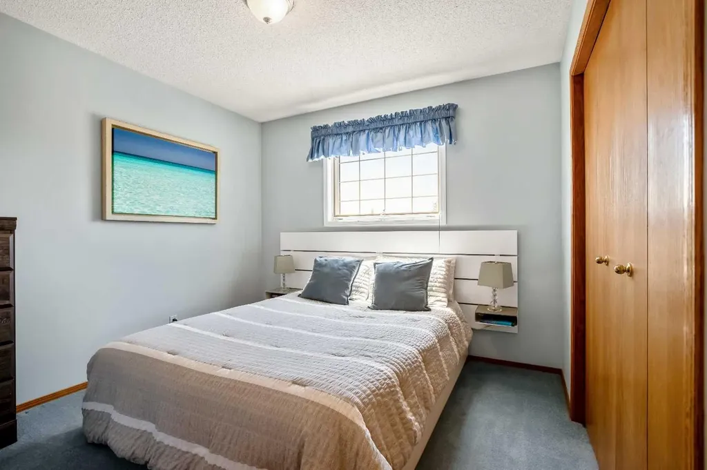1120 High Country Drive NW High River AB T1V 1E2