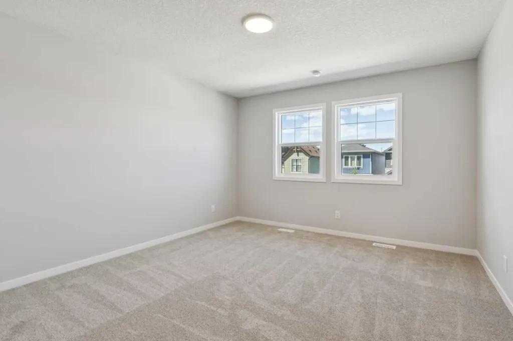 374 Hotchkiss Manor SE Calgary AB T3S 0J9
