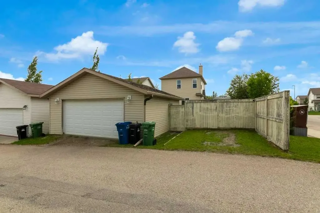 500 Morningside Park SW Airdrie AB T4B 3M6
