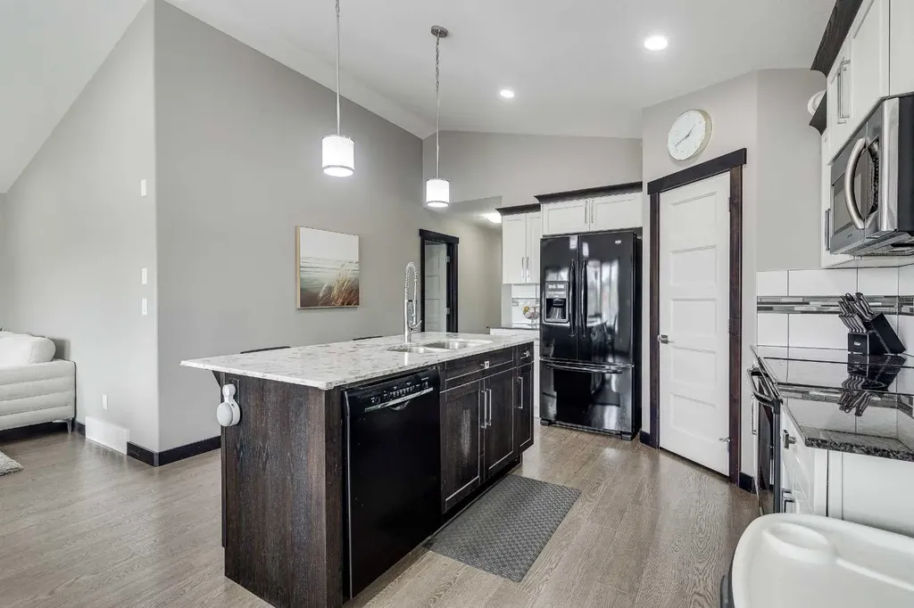 400 Timothy Drive Red Deer AB T4P 0L2