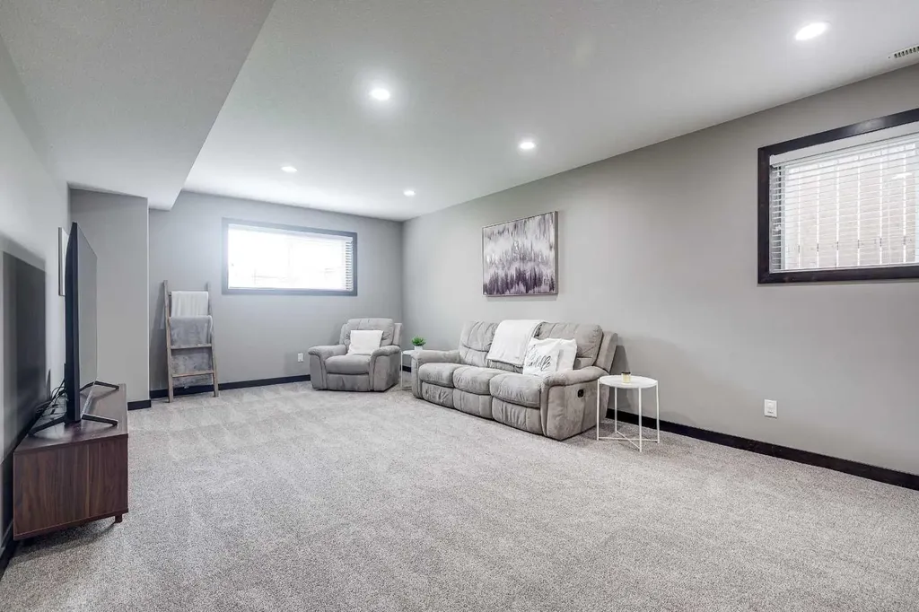 400 Timothy Drive Red Deer AB T4P 0L2