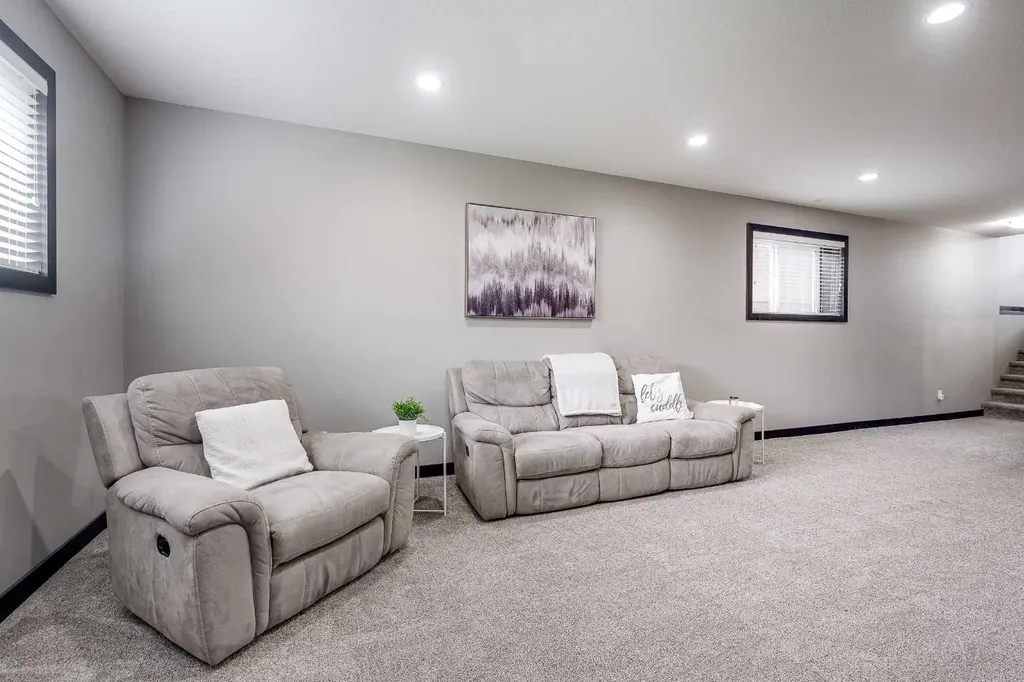 400 Timothy Drive Red Deer AB T4P 0L2