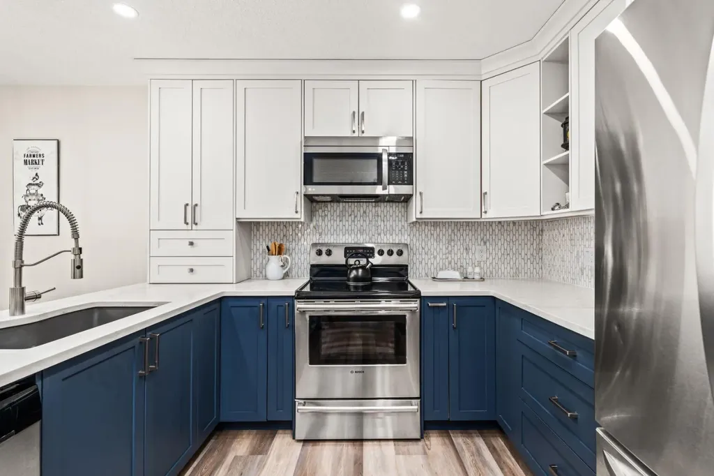 10001 Brookpark Boulevard SW Calgary AB T2W 3E3