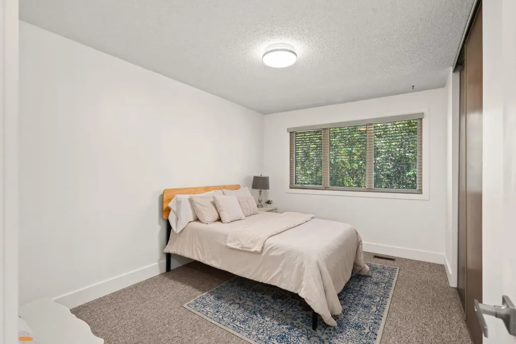 10001 Brookpark Boulevard SW Calgary AB T2W 3E3