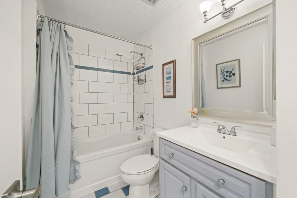 10001 Brookpark Boulevard SW Calgary AB T2W 3E3