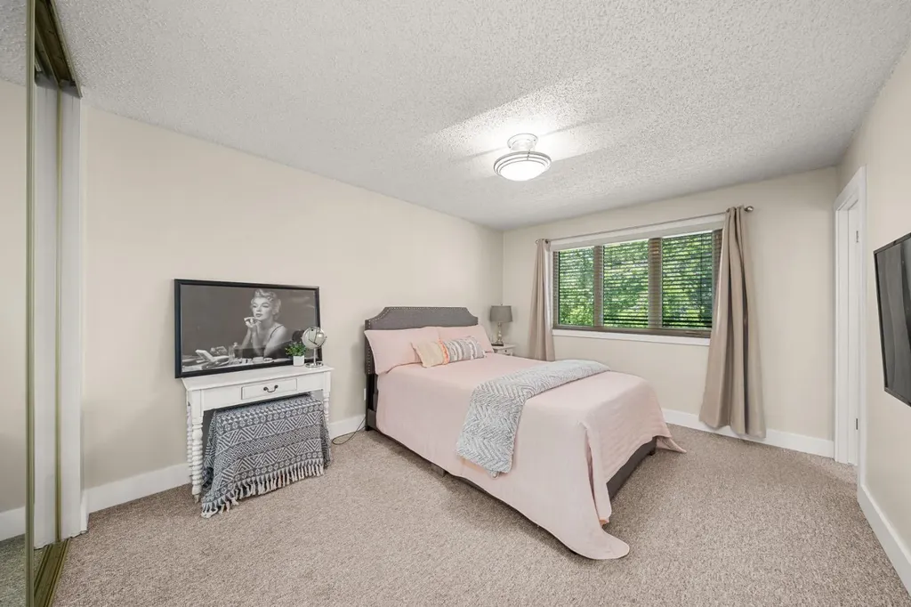 10001 Brookpark Boulevard SW Calgary AB T2W 3E3