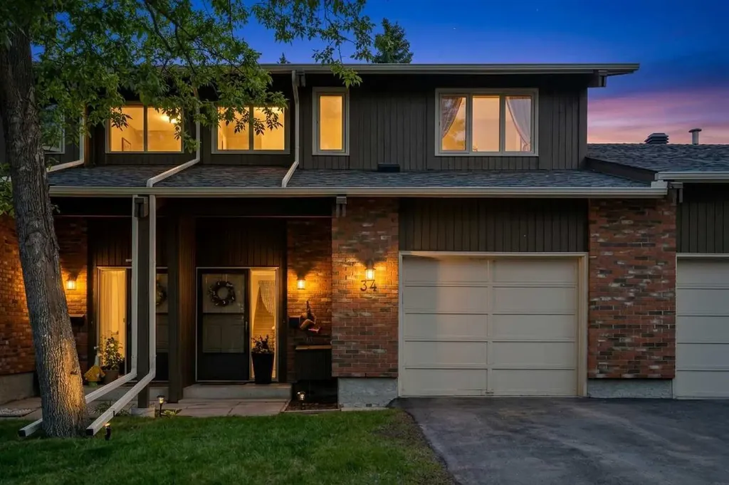 10001 Brookpark Boulevard SW Calgary AB T2W 3E3