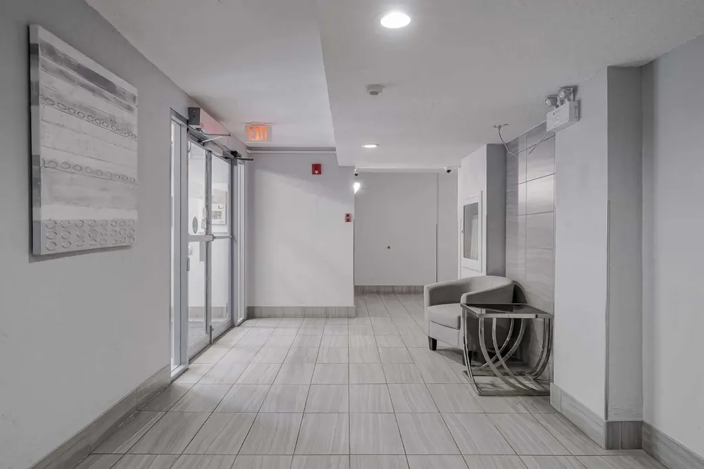 30 Mchugh Court NE Calgary AB T2E 7X3
