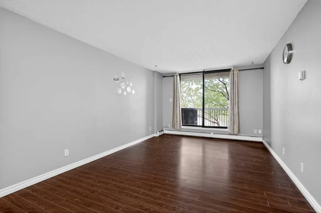 30 Mchugh Court NE Calgary AB T2E 7X3