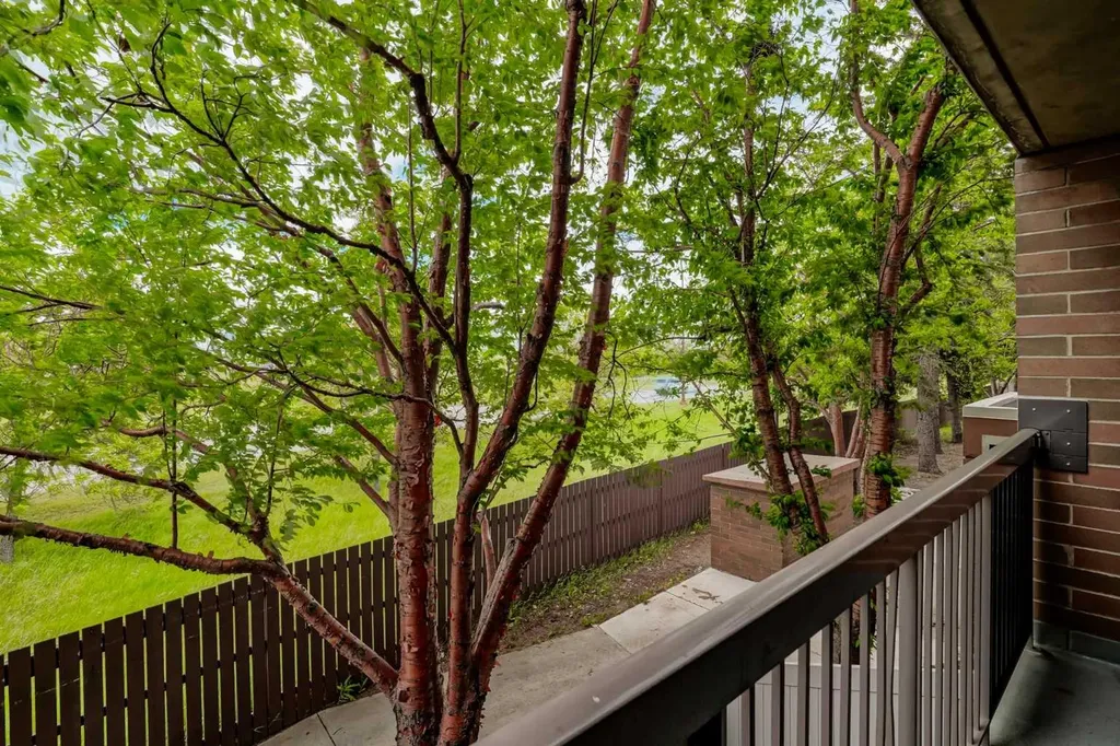 30 Mchugh Court NE Calgary AB T2E 7X3
