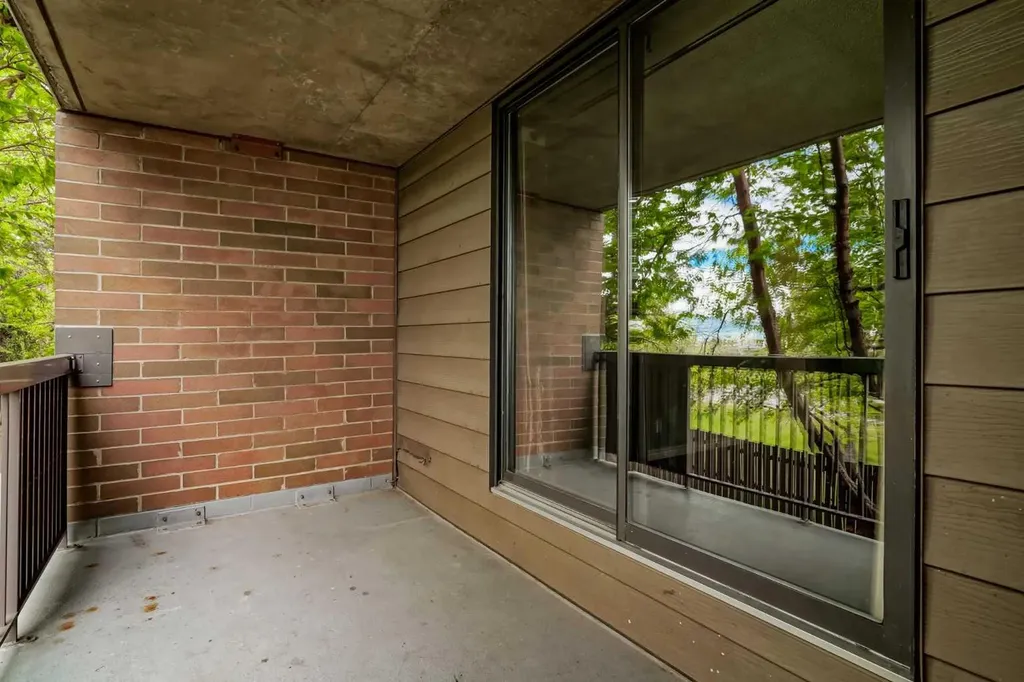 30 Mchugh Court NE Calgary AB T2E 7X3