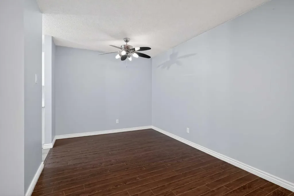 30 Mchugh Court NE Calgary AB T2E 7X3