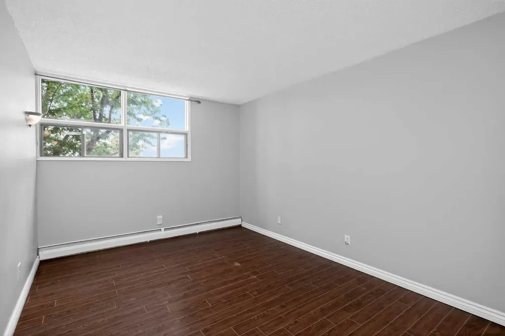 30 Mchugh Court NE Calgary AB T2E 7X3