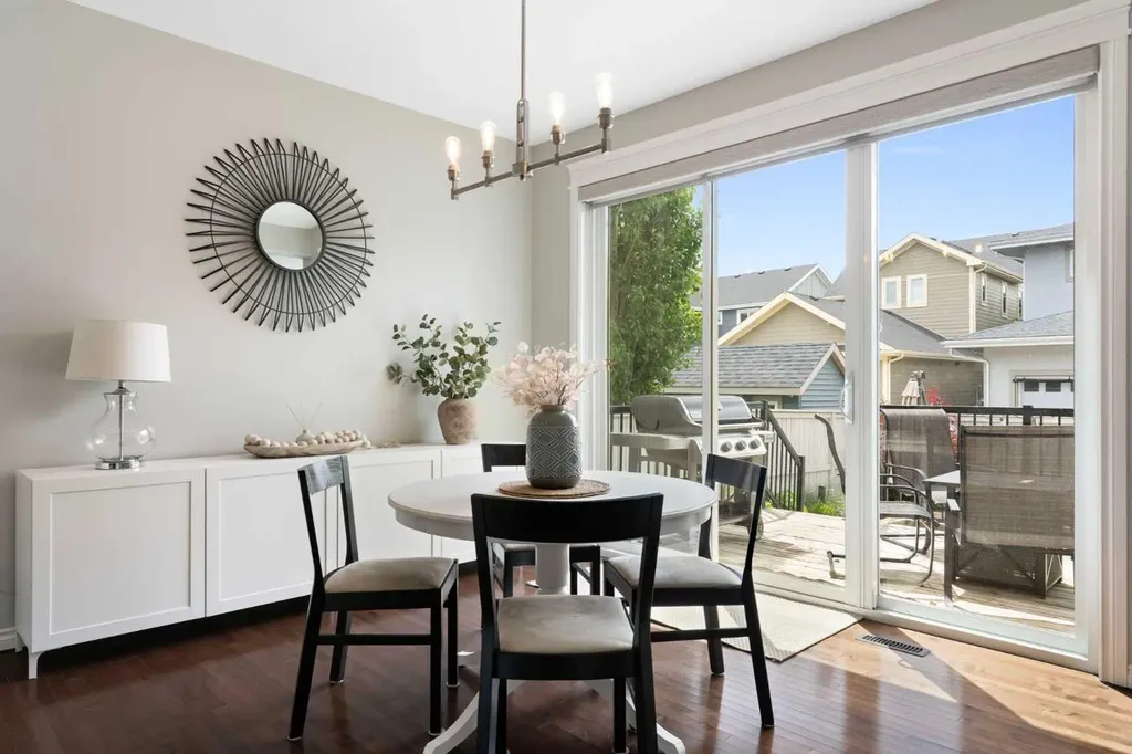 171 Cooperstown Lane SW Airdrie AB T4B 0Z9