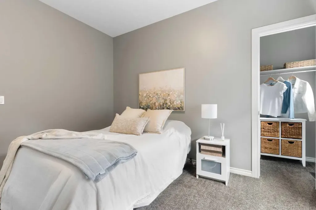 171 Cooperstown Lane SW Airdrie AB T4B 0Z9