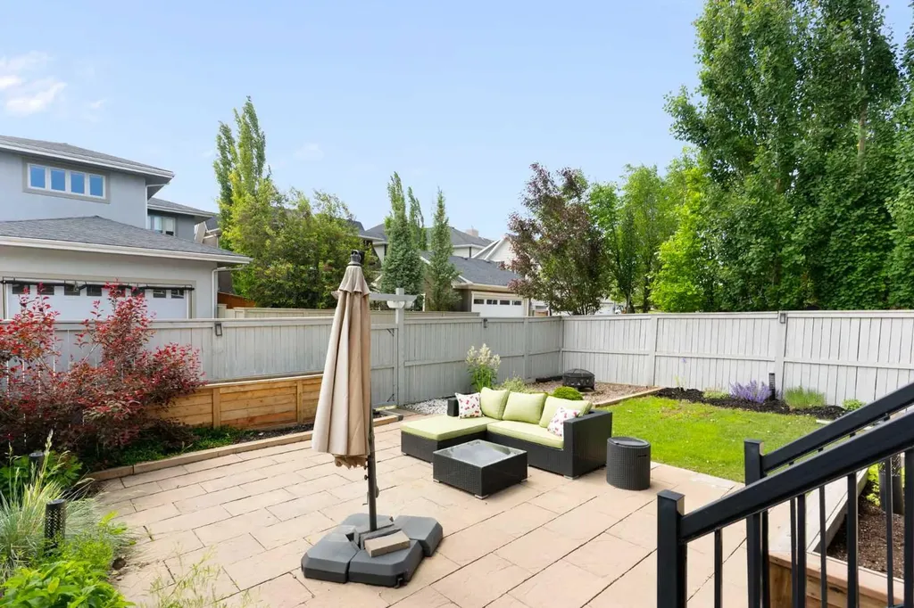 171 Cooperstown Lane SW Airdrie AB T4B 0Z9