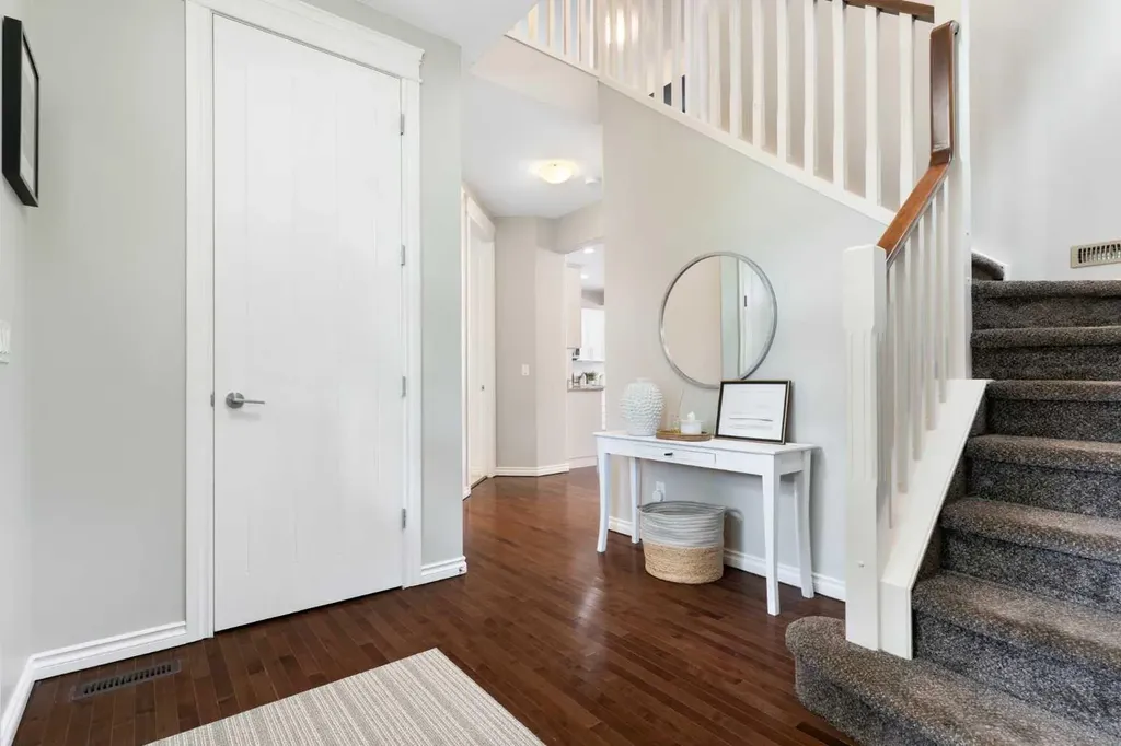 171 Cooperstown Lane SW Airdrie AB T4B 0Z9