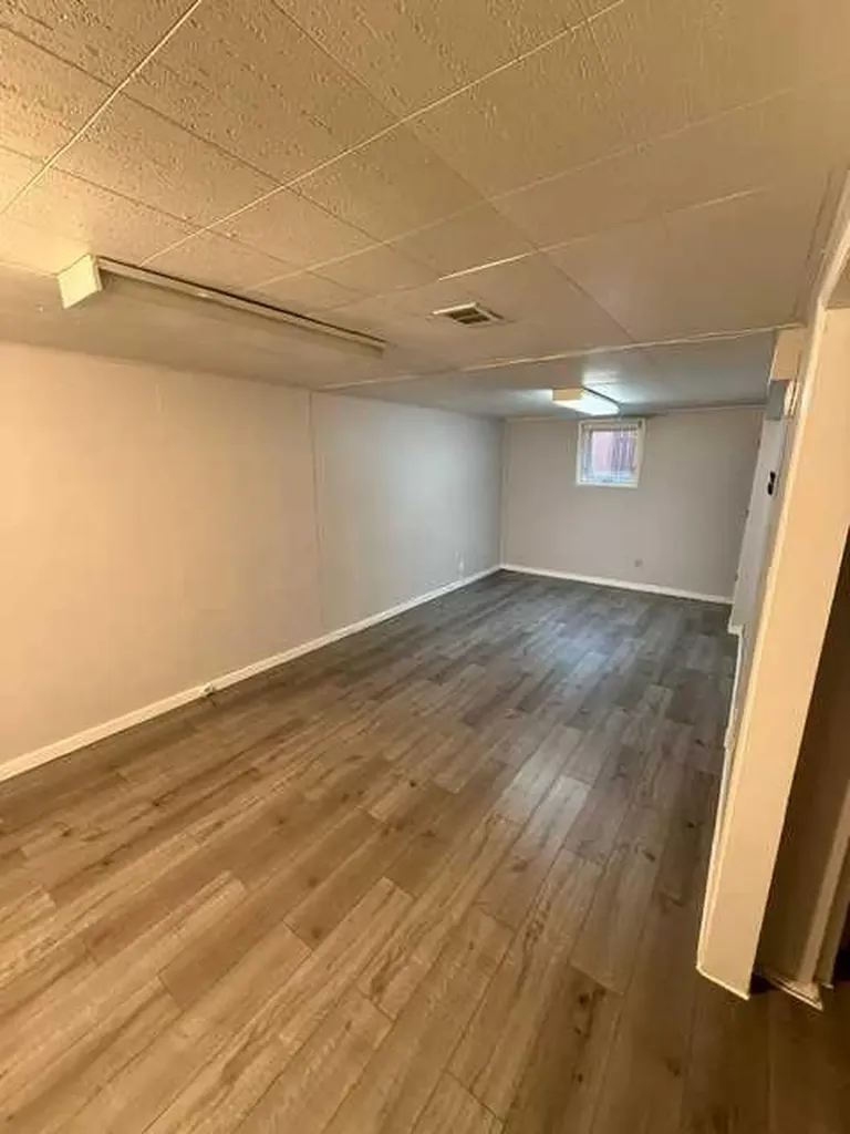 1613 22 Avenue NW Calgary AB T2M 1R4