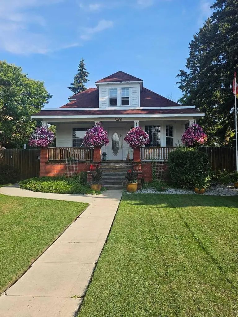 5406 50 Avenue Lacombe AB T4L 1N5