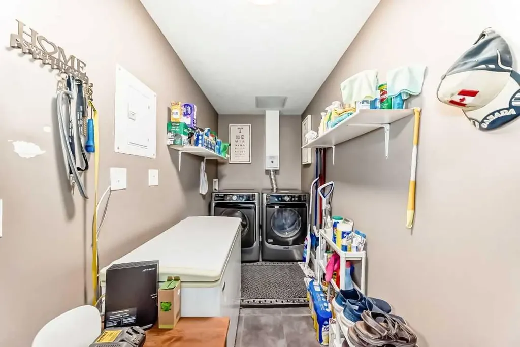 15207 1 Street SE Calgary AB T2X 2A2