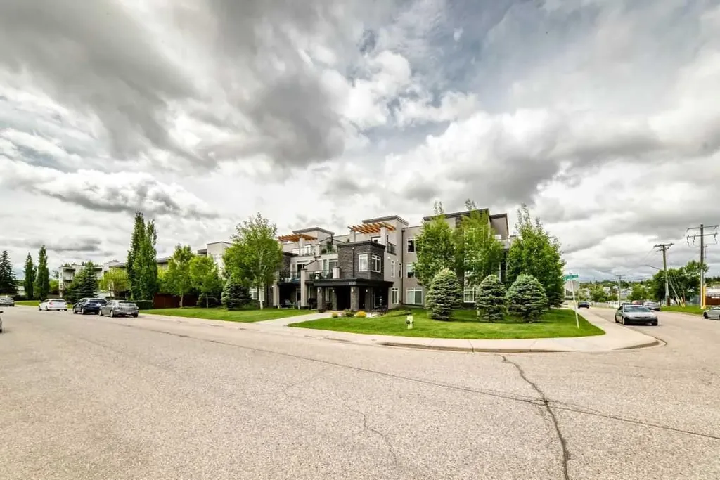 15207 1 Street SE Calgary AB T2X 2A2