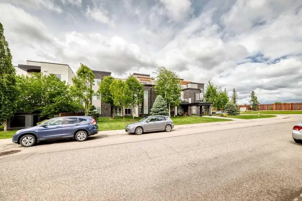 15207 1 Street SE Calgary AB T2X 2A2