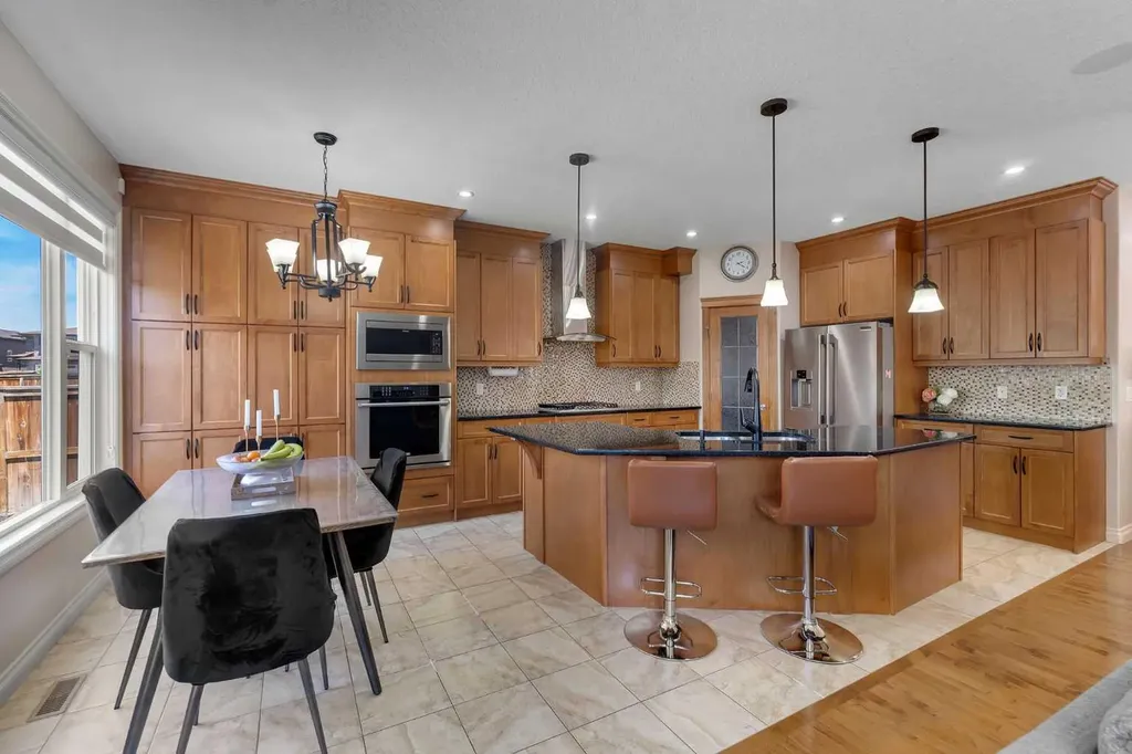 308 Kinniburgh Link Chestermere AB T1X 0P8