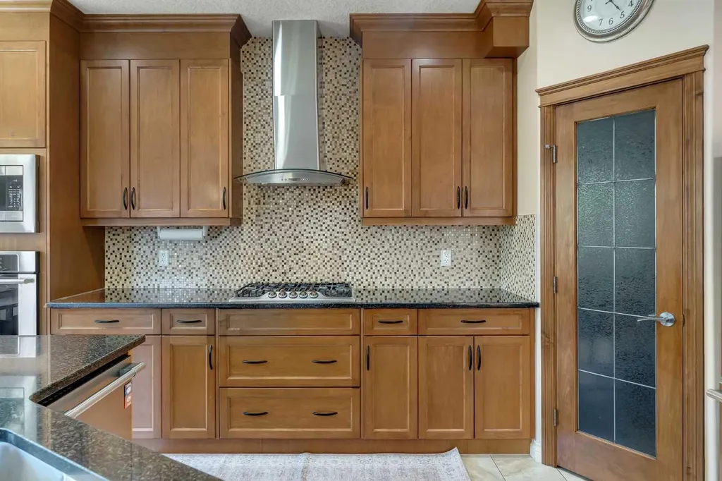 308 Kinniburgh Link Chestermere AB T1X 0P8