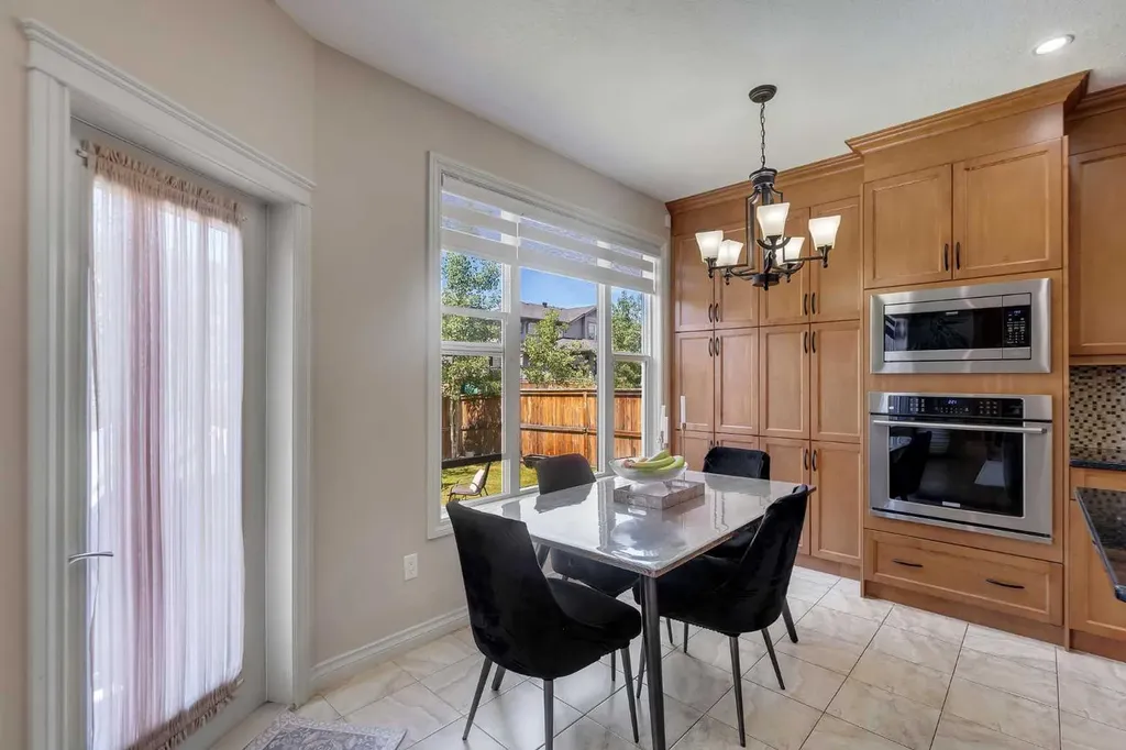 308 Kinniburgh Link Chestermere AB T1X 0P8