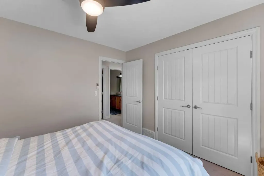 308 Kinniburgh Link Chestermere AB T1X 0P8