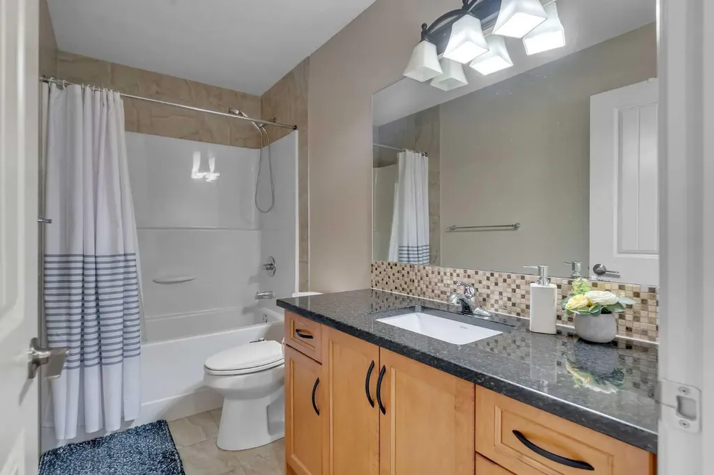 308 Kinniburgh Link Chestermere AB T1X 0P8