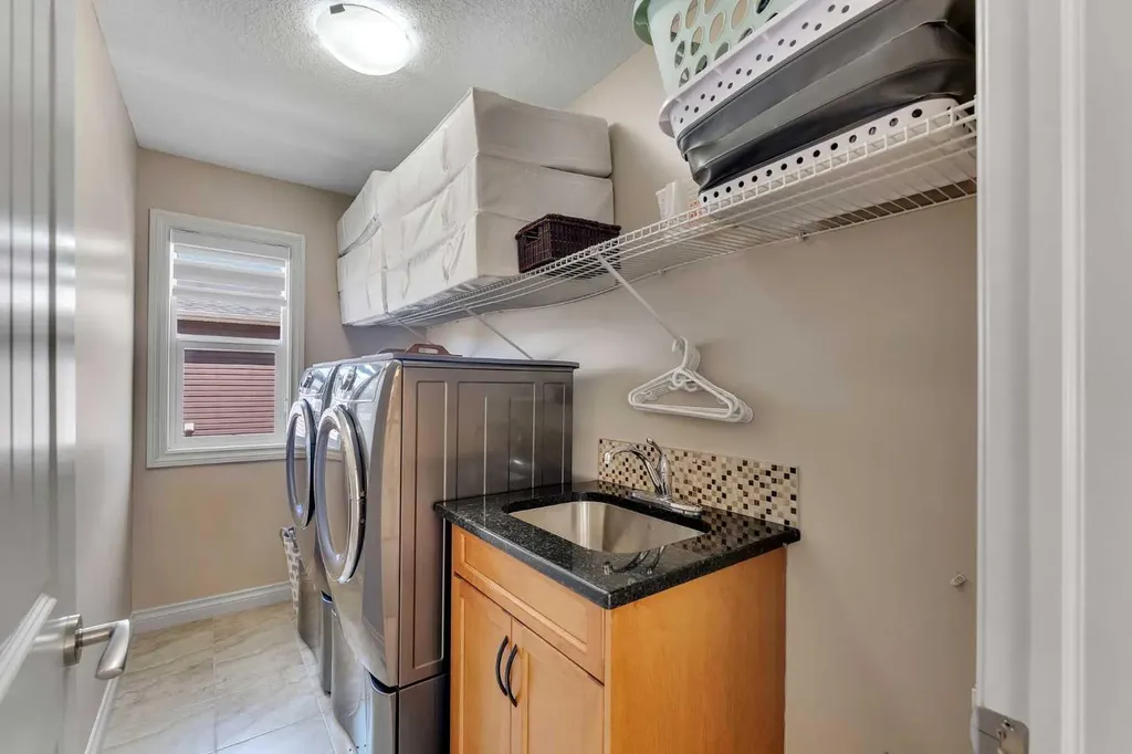 308 Kinniburgh Link Chestermere AB T1X 0P8