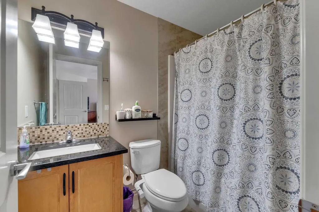 308 Kinniburgh Link Chestermere AB T1X 0P8
