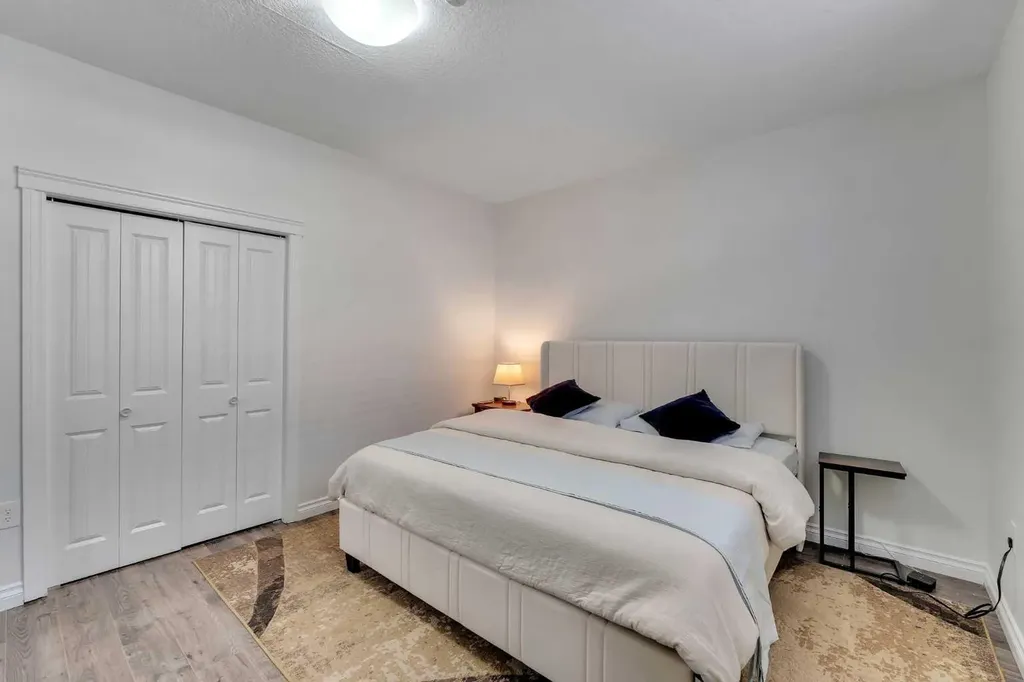 308 Kinniburgh Link Chestermere AB T1X 0P8