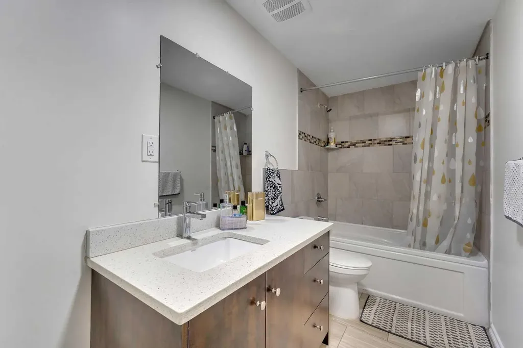 308 Kinniburgh Link Chestermere AB T1X 0P8