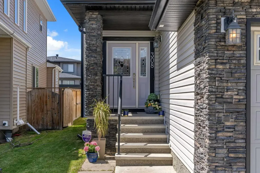 308 Kinniburgh Link Chestermere AB T1X 0P8