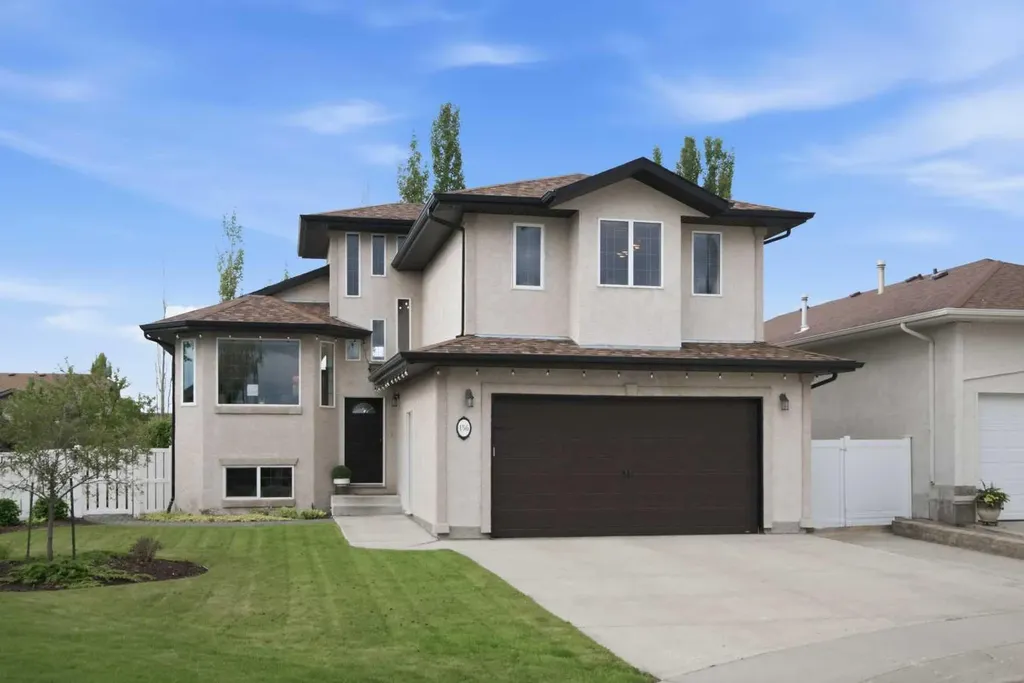 156 Aubrey Close Red Deer AB T4R 3B8