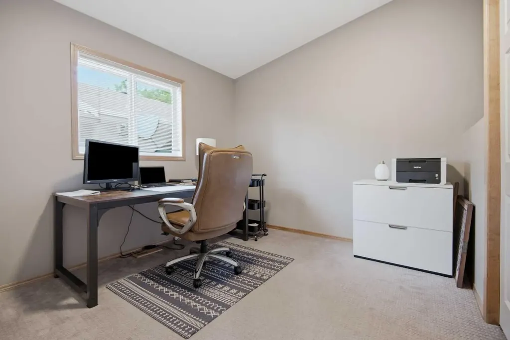 156 Aubrey Close Red Deer AB T4R 3B8