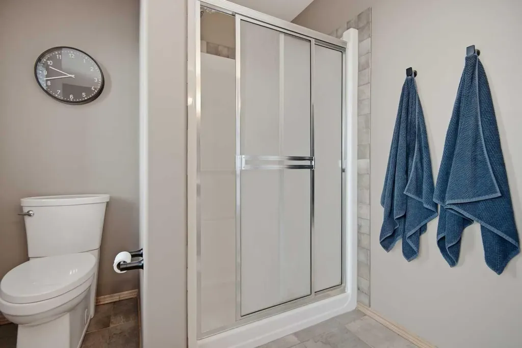 156 Aubrey Close Red Deer AB T4R 3B8