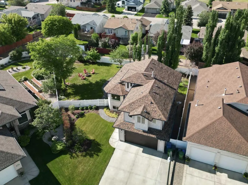 156 Aubrey Close Red Deer AB T4R 3B8