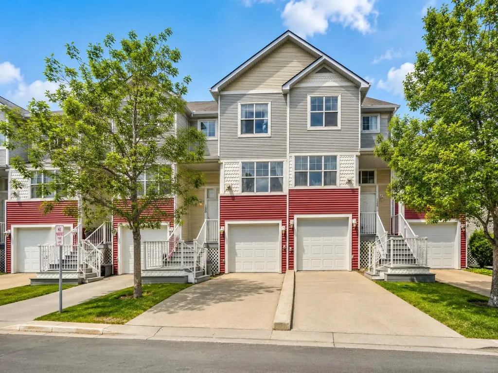 120 Country Village Cape NE Calgary AB T3K 5K2