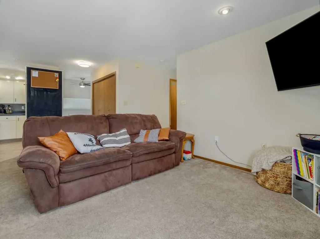 640 Tumbleweed Avenue Pincher Creek AB T0K 1W0