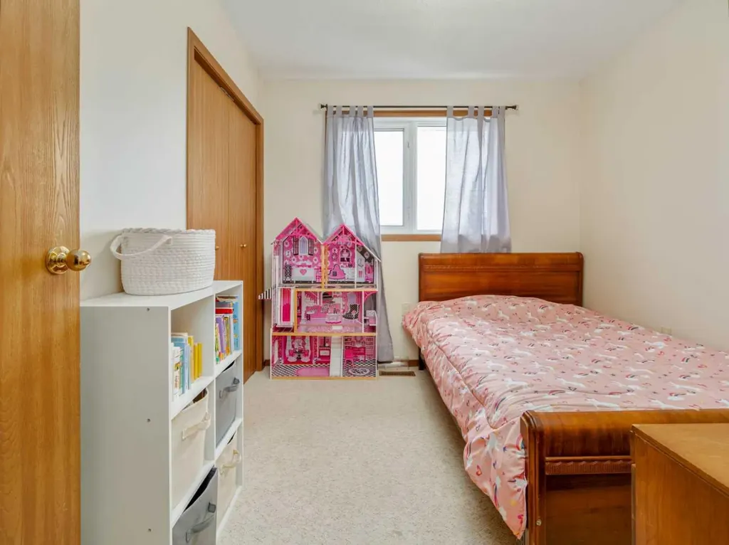 640 Tumbleweed Avenue Pincher Creek AB T0K 1W0