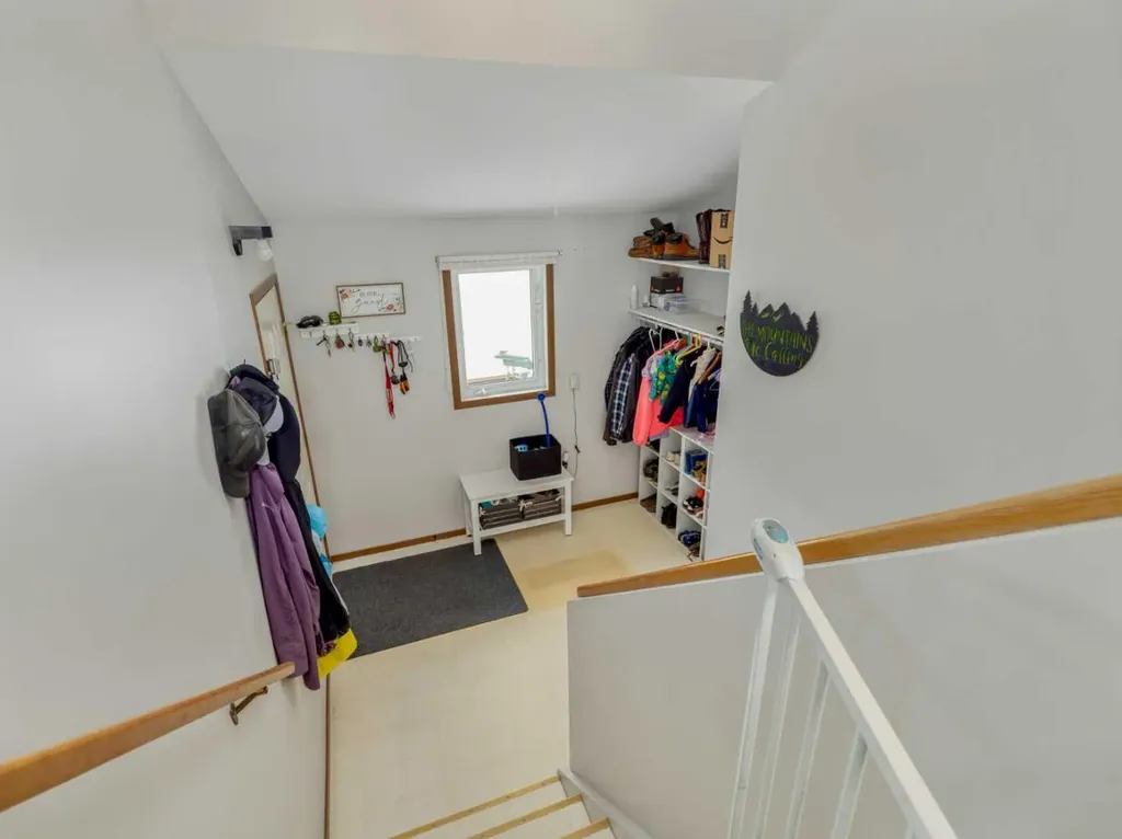 640 Tumbleweed Avenue Pincher Creek AB T0K 1W0