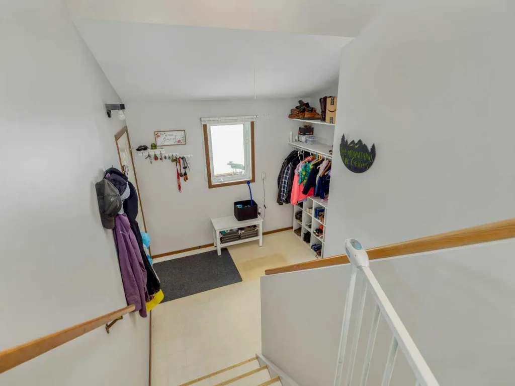 640 Tumbleweed Avenue Pincher Creek AB T0K 1W0