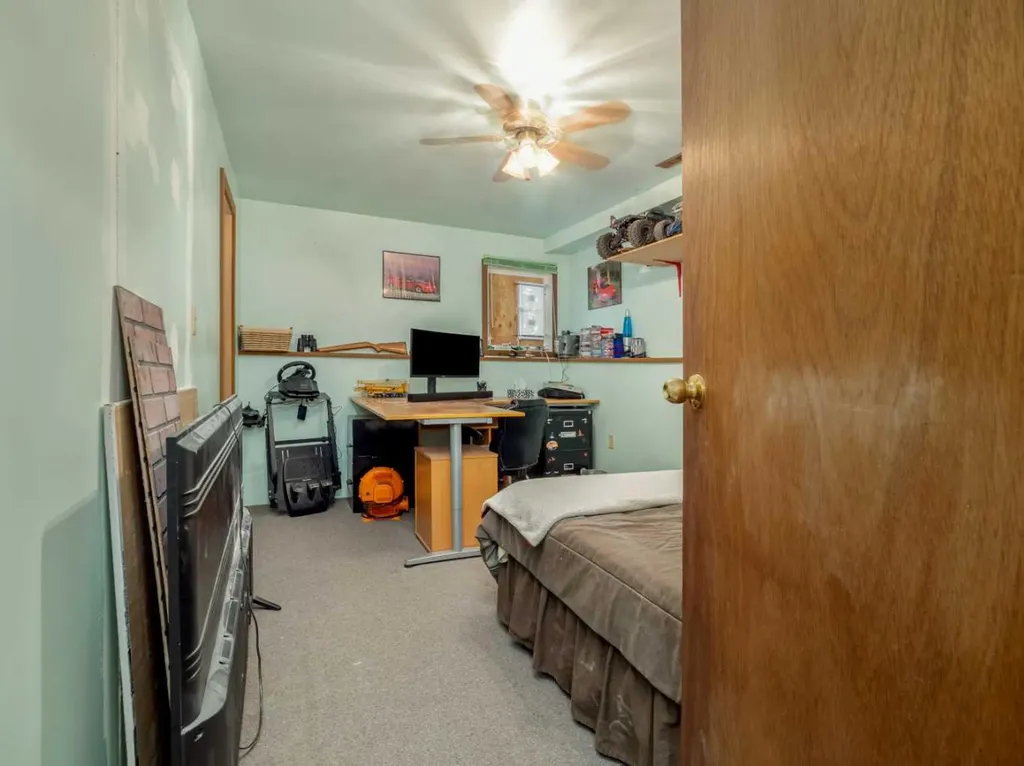 640 Tumbleweed Avenue Pincher Creek AB T0K 1W0